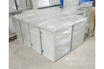 弱電機(jī)房項(xiàng)目中，如何選擇合適的網(wǎng)絡(luò)服務(wù)器機(jī)柜？