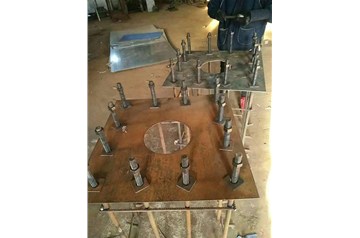 山西不銹鋼監(jiān)控立桿與鐵質(zhì)監(jiān)控立桿的區(qū)別有哪些？太原鑫雨杭監(jiān)控桿